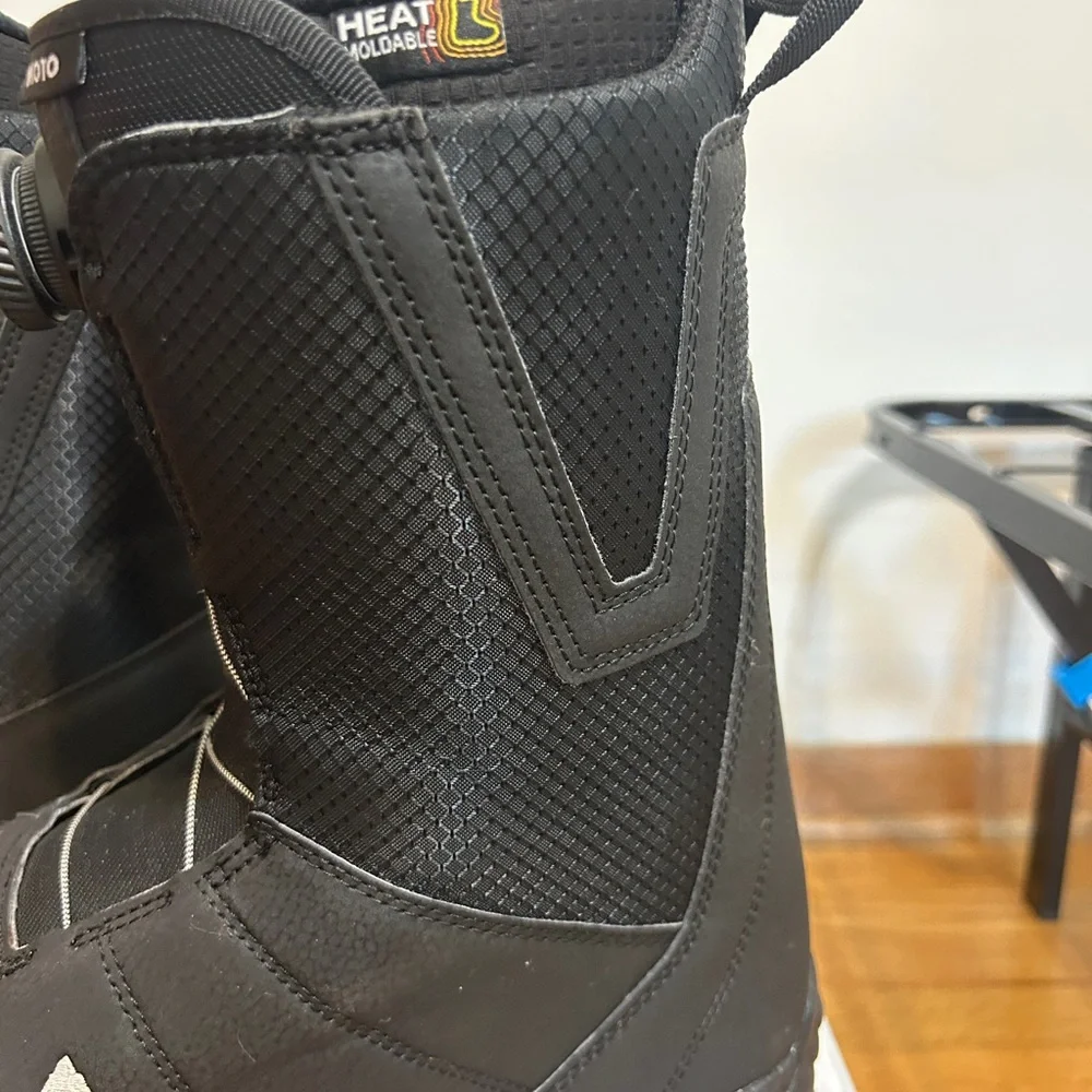 Burton Moto Boa Snowboard Boots Men's Size 10
